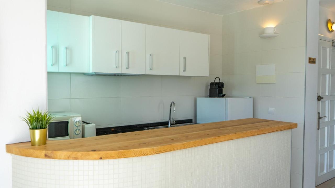 Tabbu Ibiza Apartments Плайя Ден Босса Экстерьер фото