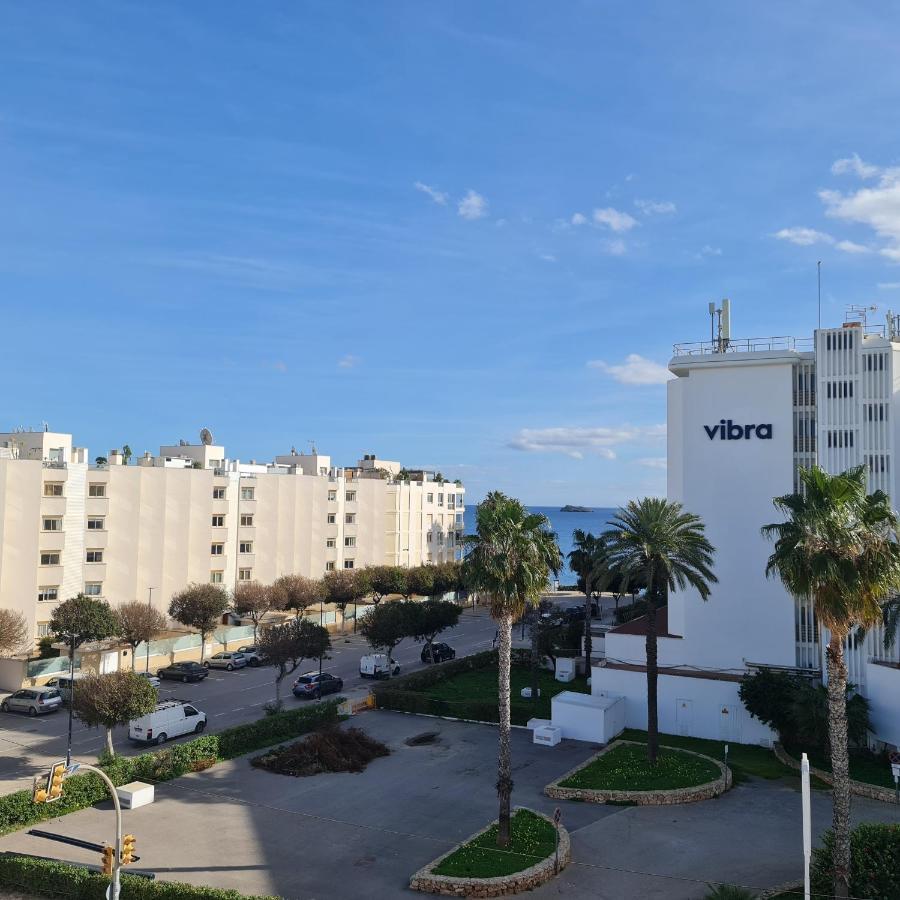 Tabbu Ibiza Apartments Плайя Ден Босса Экстерьер фото