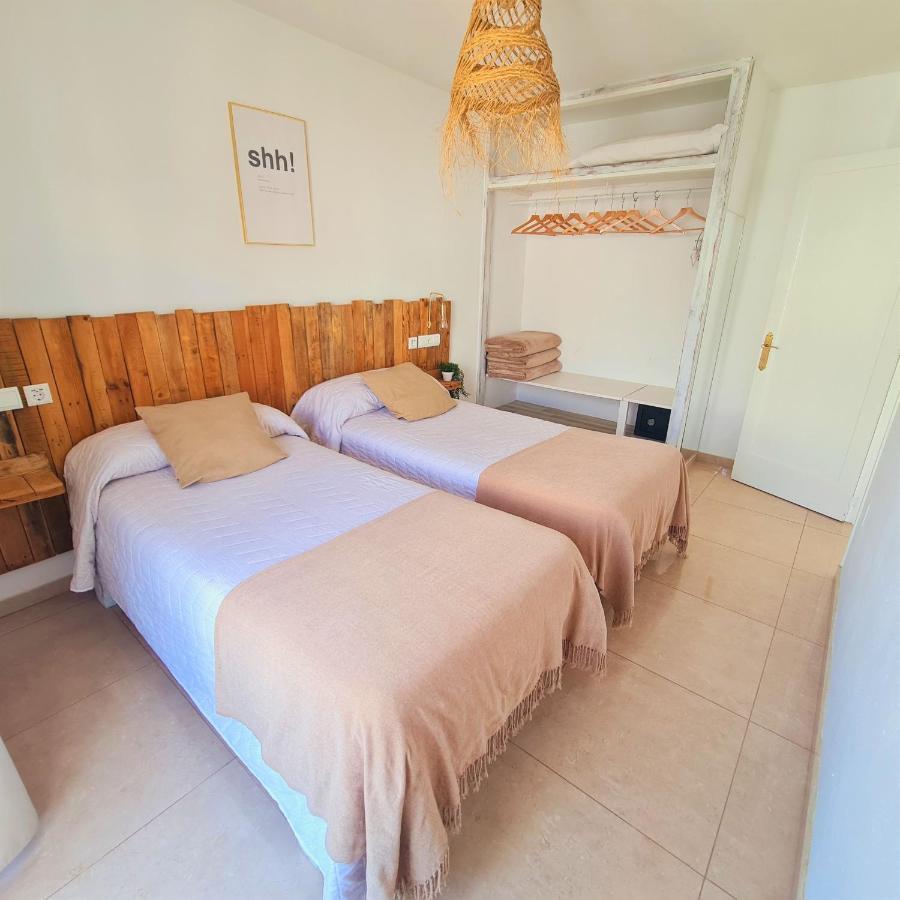 Tabbu Ibiza Apartments Плайя Ден Босса Экстерьер фото